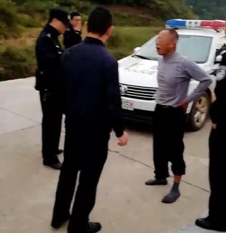 偷电被发现 砸坏电表就不用补交电费了 供电公司：太天真